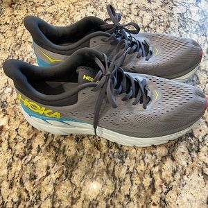 Hoka Clifton 7’s